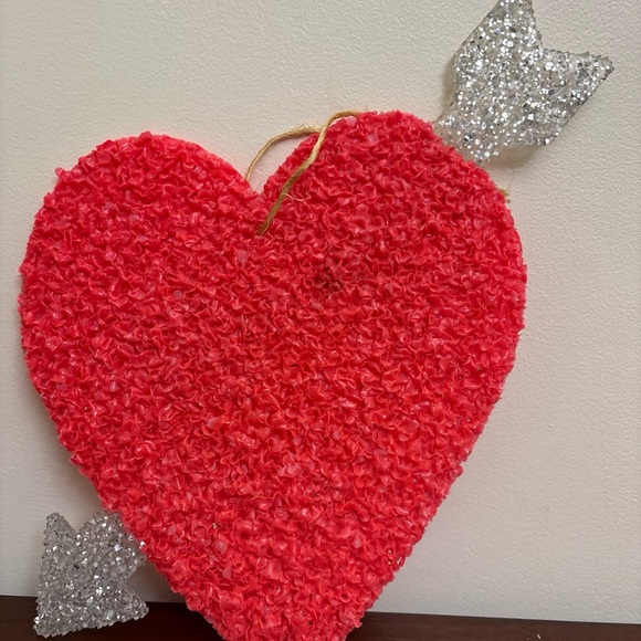 Vtg Melted Plastic Popcorn Valentine's Day Heart with Arrow Wall Decor - Picture 2 of 7